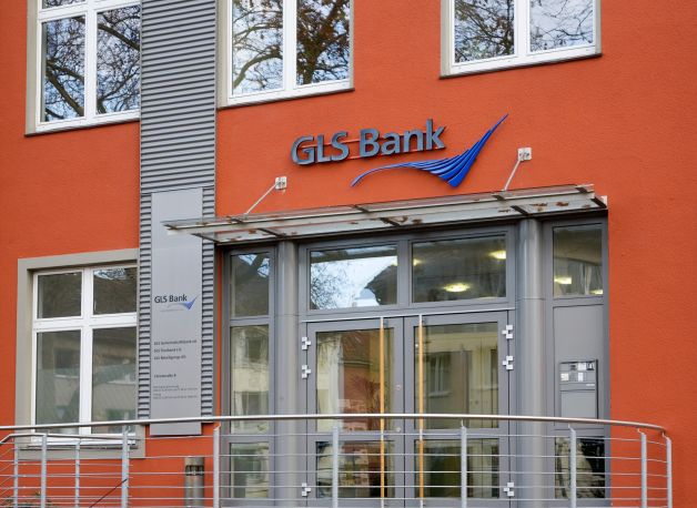 Gemeinwohlbanking Nun Mit Investor Gls Bank Genossenschaft Fur Gemeinwohl